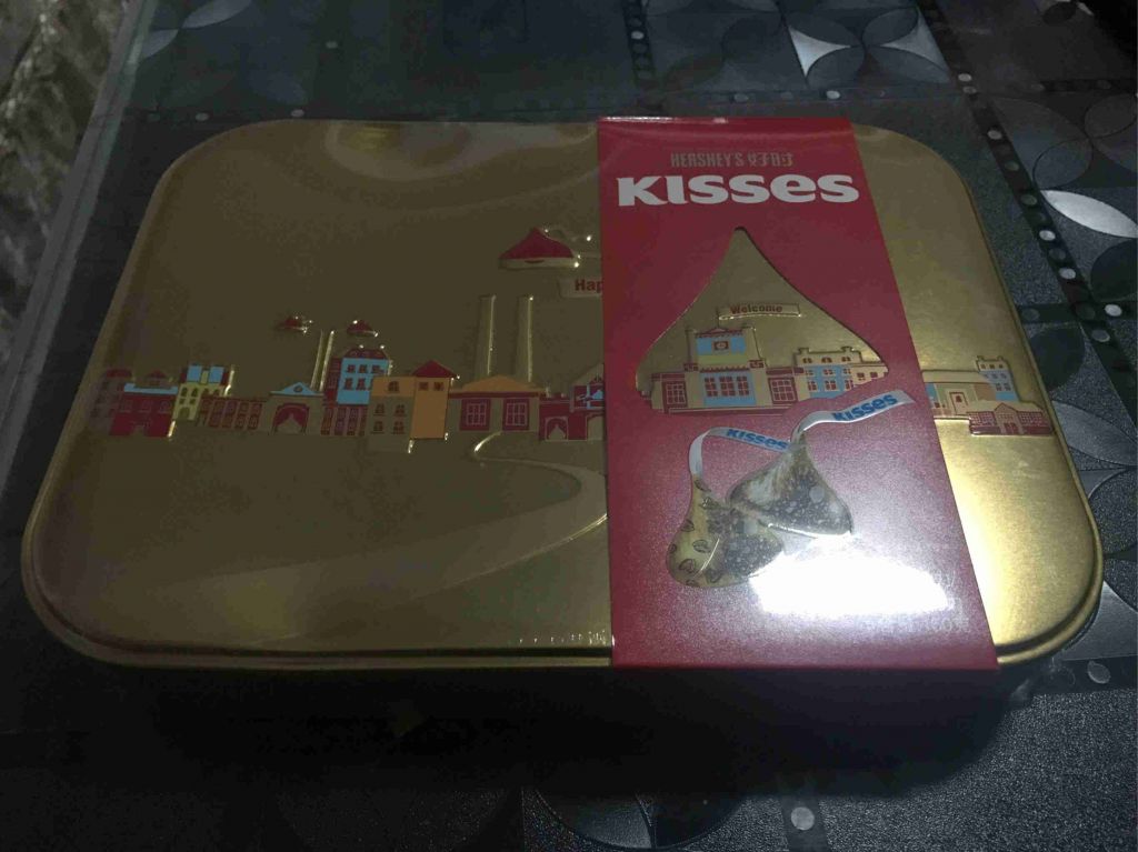 好時KISSES巧克力禮盒有什么區別產品是真的嗎，修正官方解答