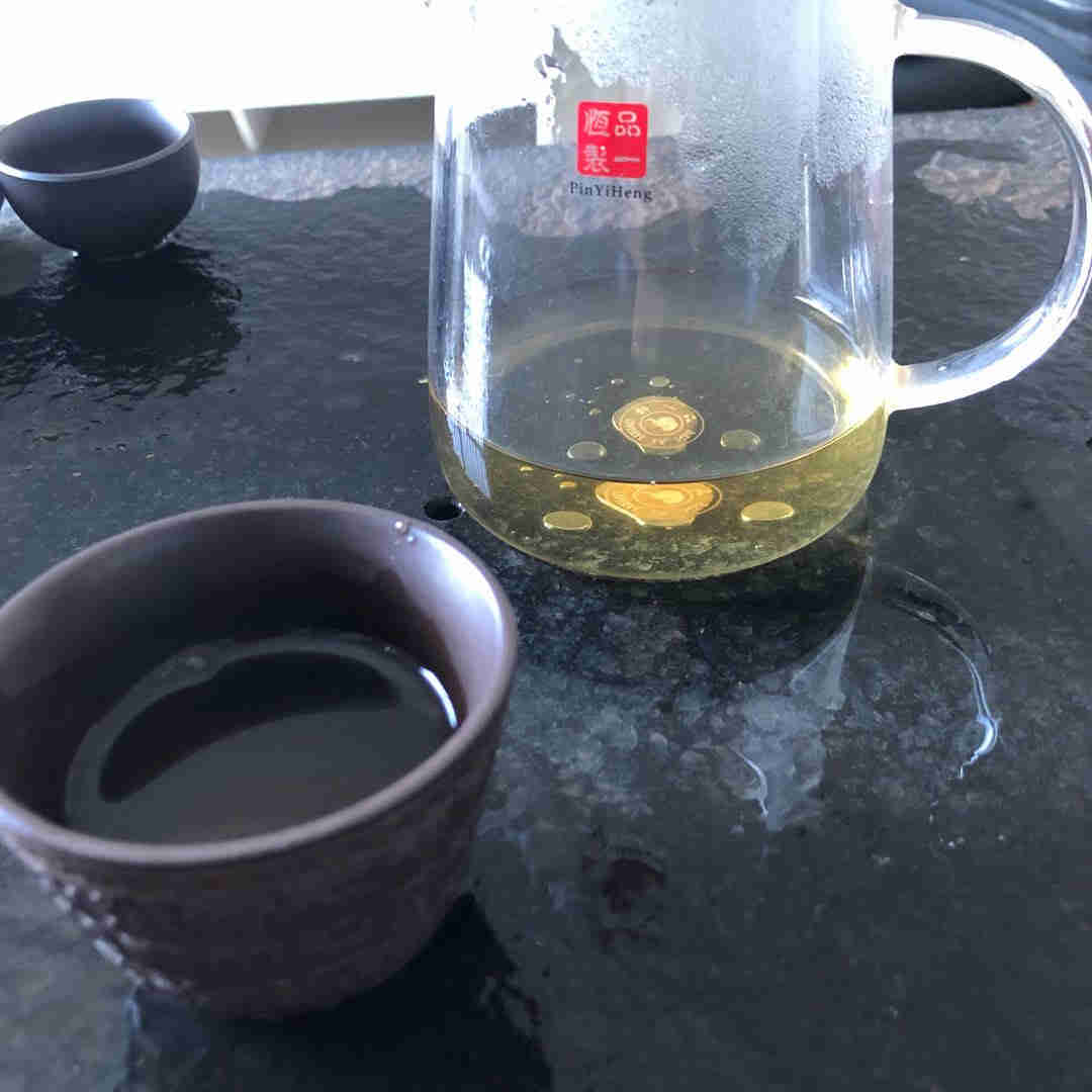 彎弓鳳凰窩易武古樹純料普洱生茶有什么區(qū)別產(chǎn)品是真的嗎，修正官方解答