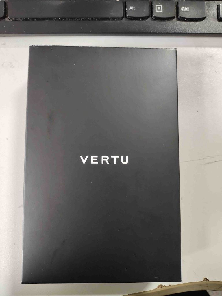 VERTU 緯圖 男士皮質錢夾怎么樣？好用嗎？親自使用分享